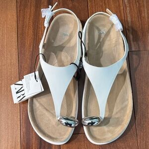 🚨Flash 24 Hour Sale 🚨Zara Cream Sandals with Silver Details - never worn